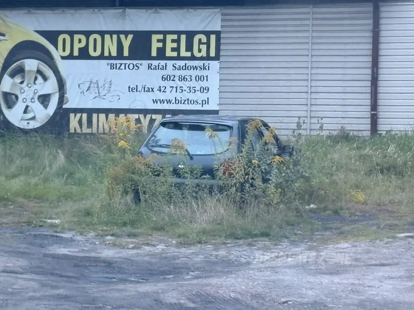 Opuszczony ford fiesta - photo 1/5