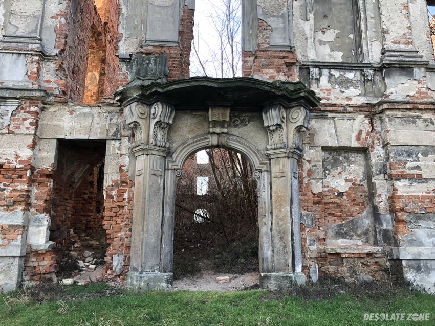 Pałac w krzydłowicach , krzydłowice