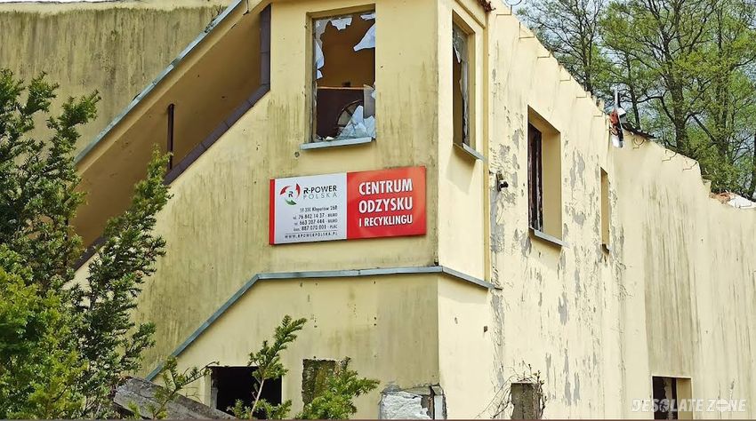 Opuszczona biuro oczyszczalni ścieków