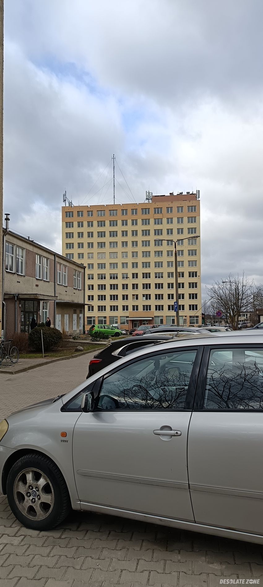 Opuszczony blok studencki " bratniak"