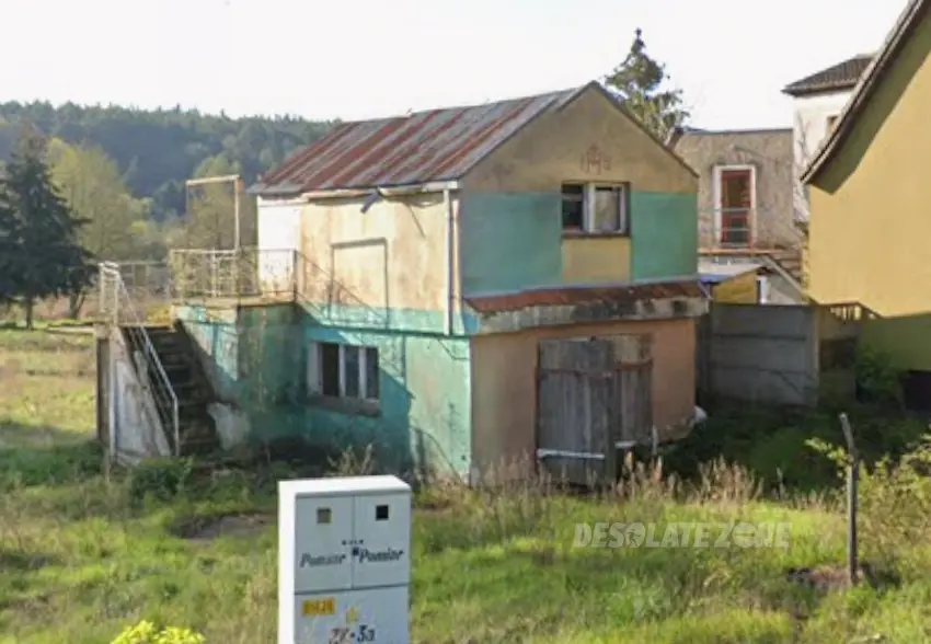 Mały kompleks domków - zdjęcie 1/2