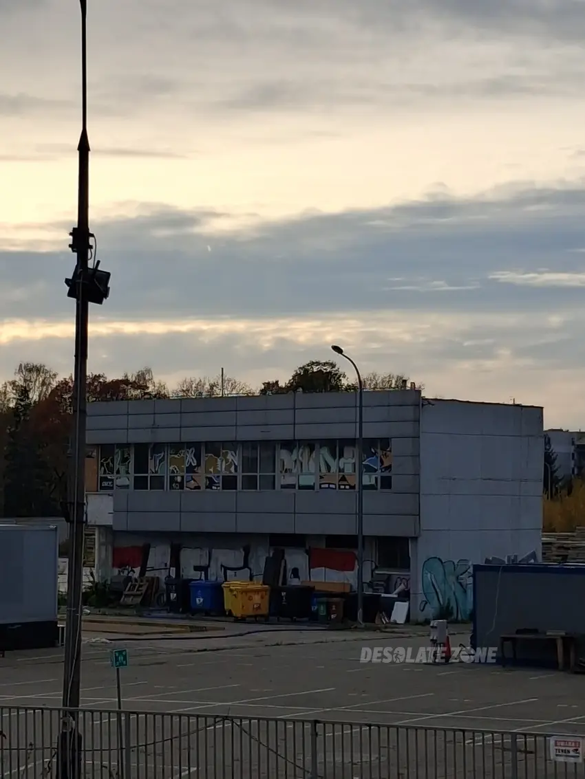 Pozostała część serwisu samochodowego - zdjęcie 1/2