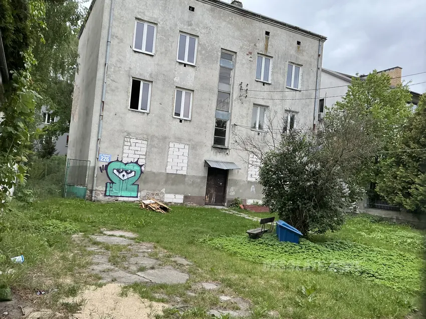 Opuszczona kamienica - photo 1/2