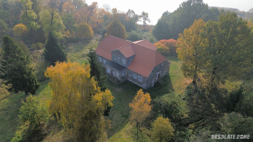 Opuszczony dworek grzymałów/ belianów