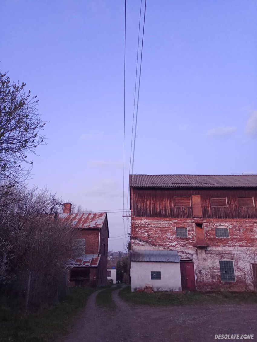 Opuszczony stary młyn