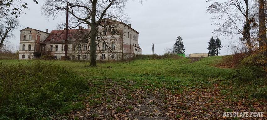 Opuszczony pałac von der marwitzów - unichowo