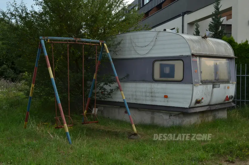 Przyczepa / dawna budka ochroniarza - zdjęcie 1/1