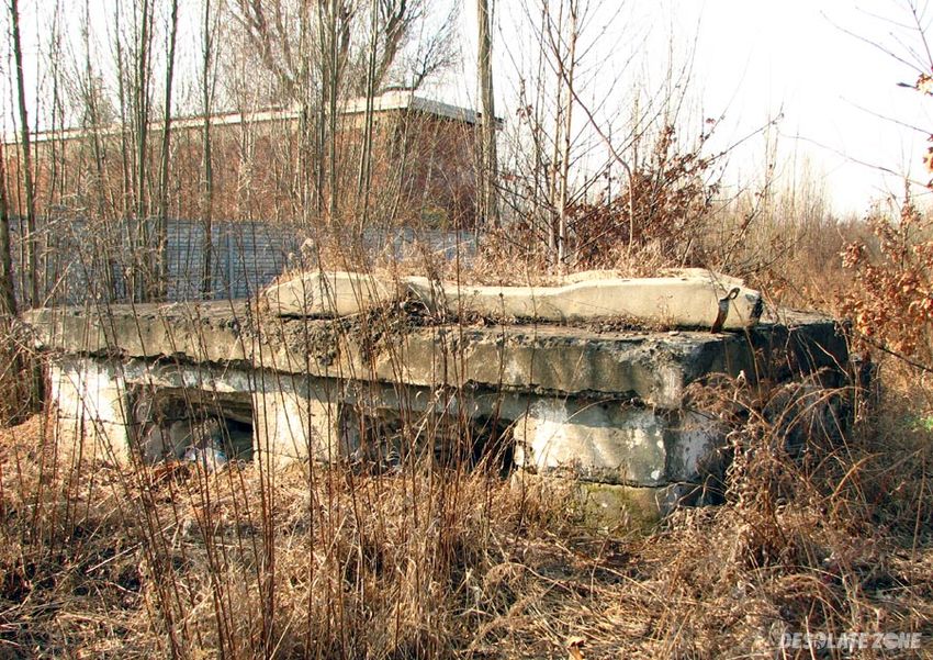 Schrony na terenie anilany, Łódź