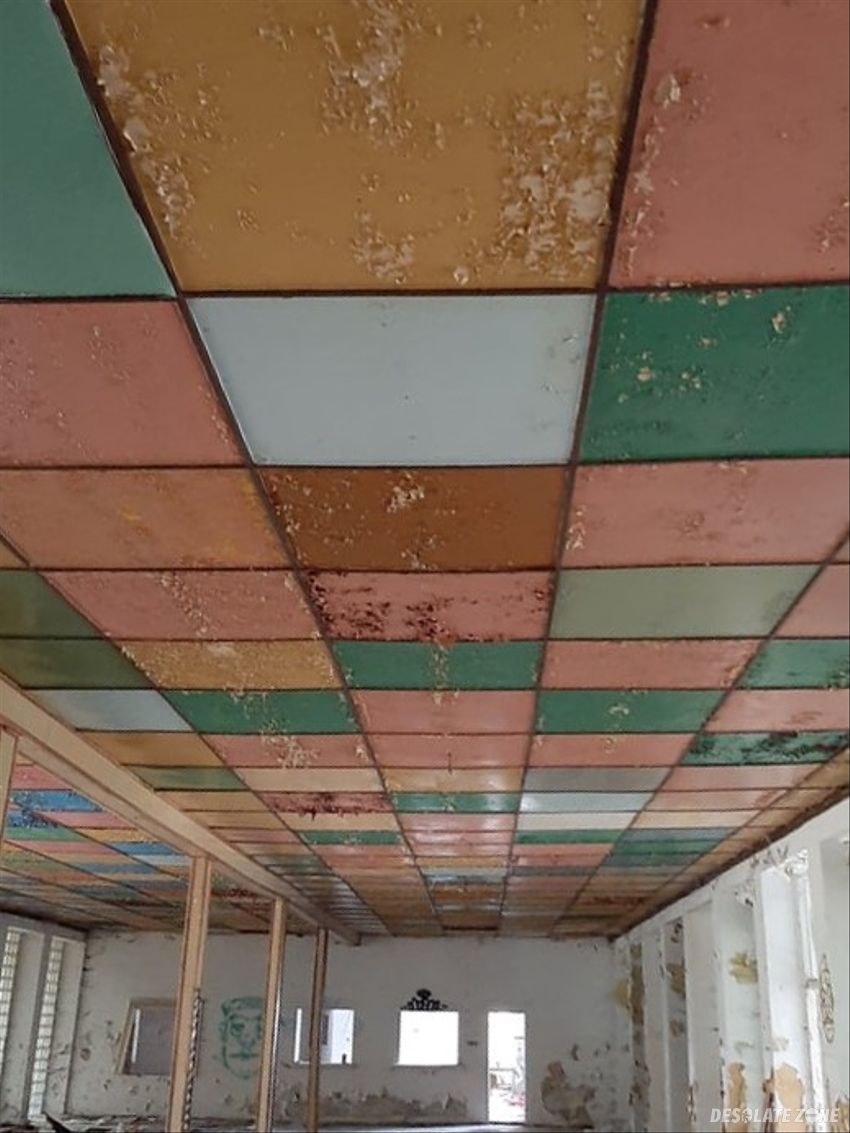 Opuszczony wojskowy dom wypoczynkowy karkonosze, pogorzelica