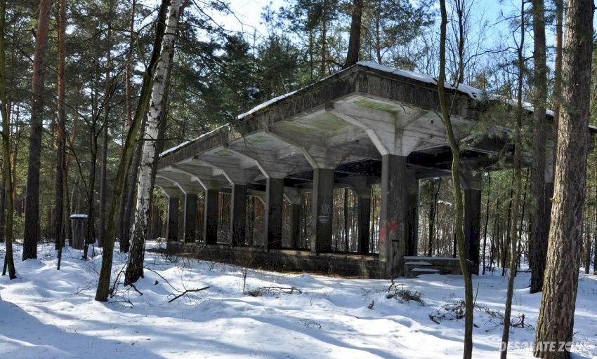 Pozostałości fabryki amunicji deutsche sprengchemie w brożku, zasieki/ brożek