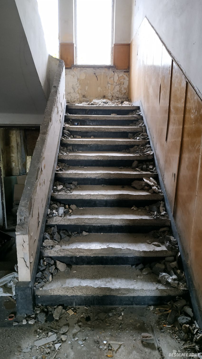 Przychodnia przyzakładowa cementowni groszowice, opole, groszowice