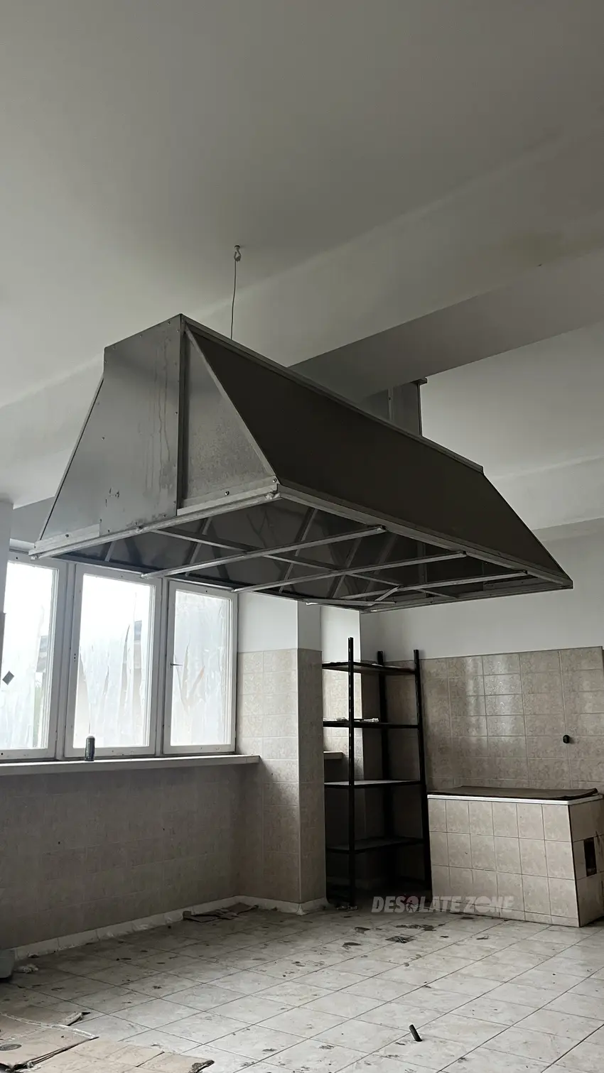Opuszczony hotel restauracja przedmieście czudeckie - photo 1/32