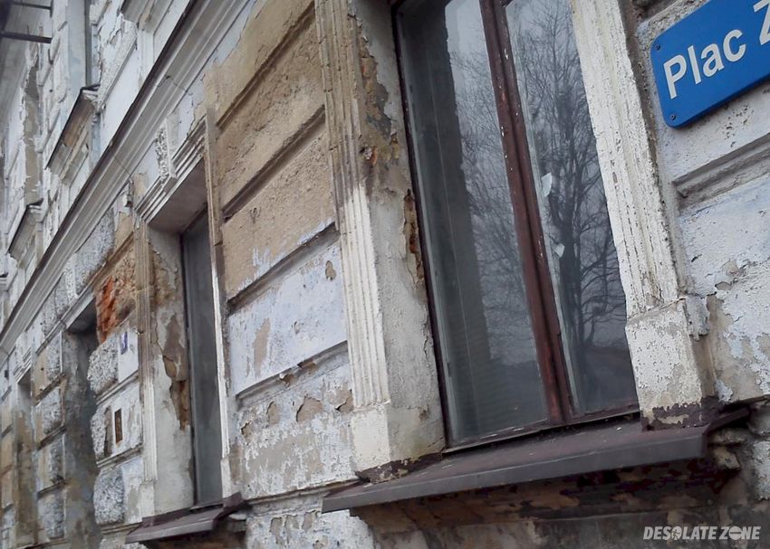 Kamienica , plac zamkowy 13, konin