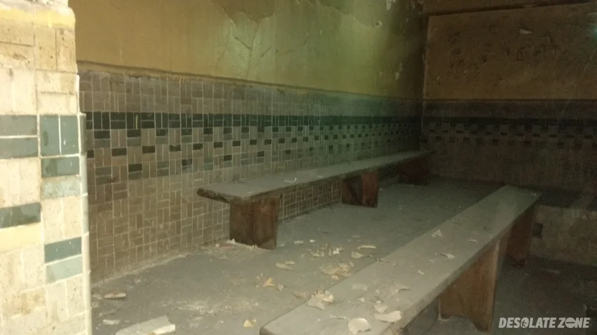 Opuszczony basen y m c a