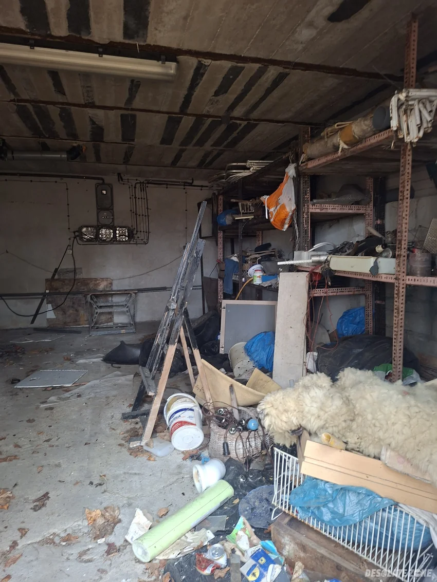 Opuszczone domy - zdjęcie 1/4