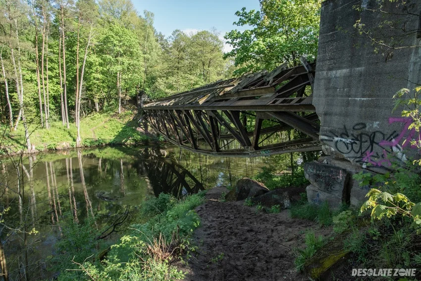 Zabytkowy most kolejowy na gwdzie - photo 1/4