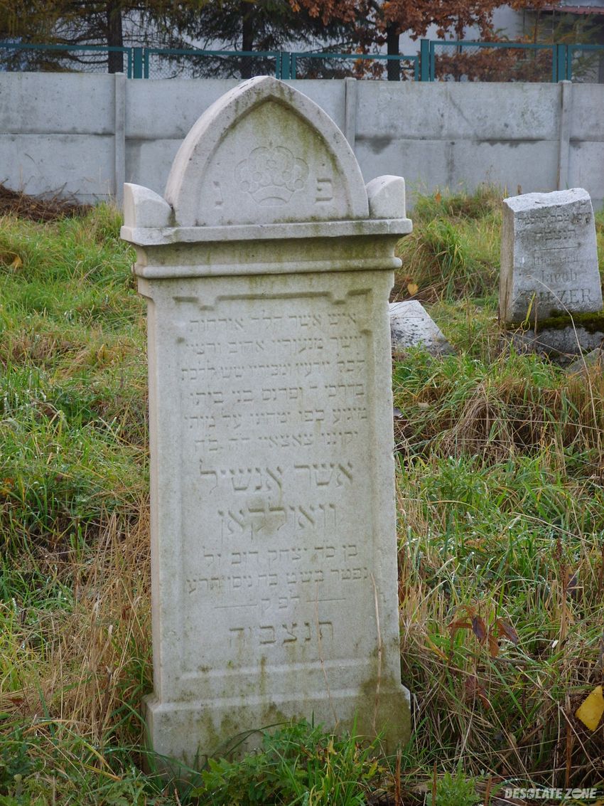 Żydowski cmentarz