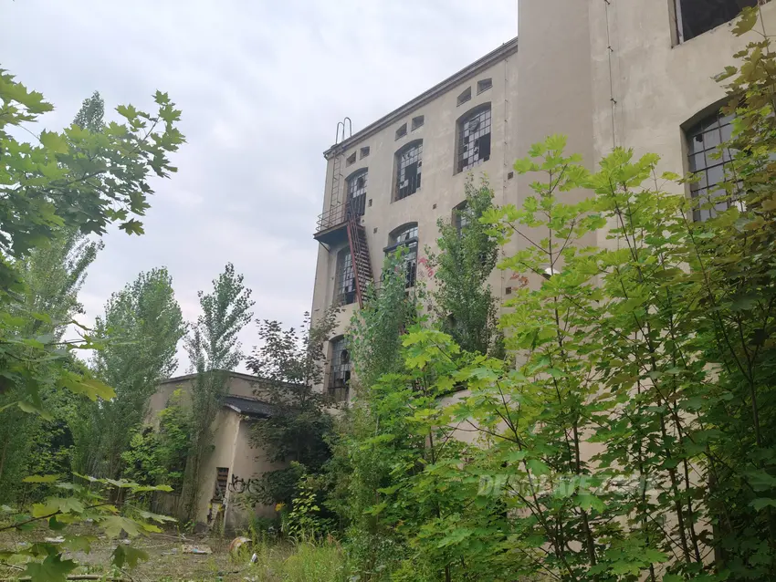 Fabryka włókiennicza na wierzbowej - zdjęcie 1/311