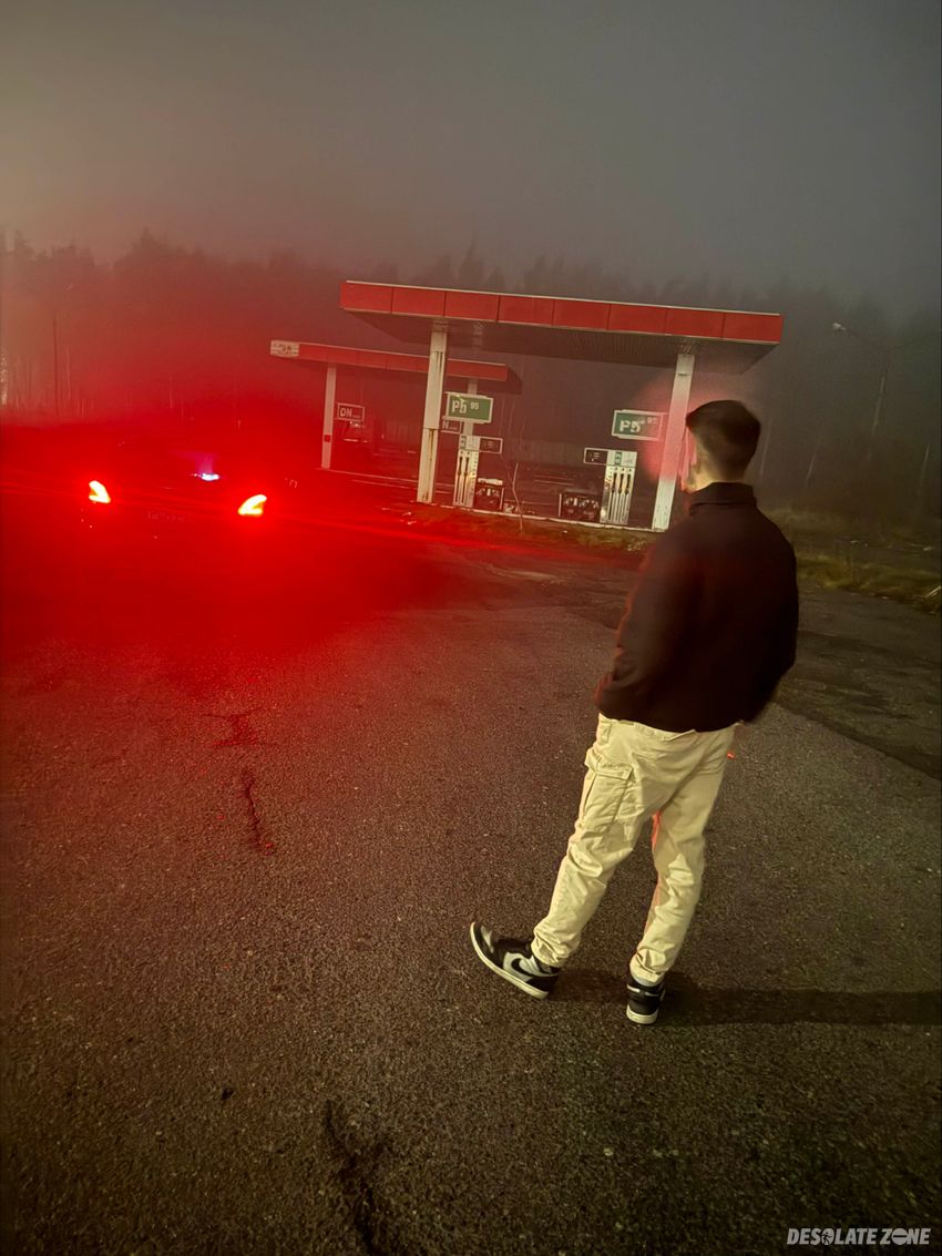 Opuszczona stacja benzynowa