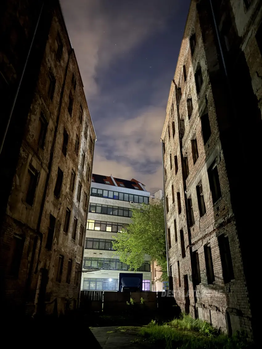 Opuszczona stara kamienica, warszawa - photo 1/17