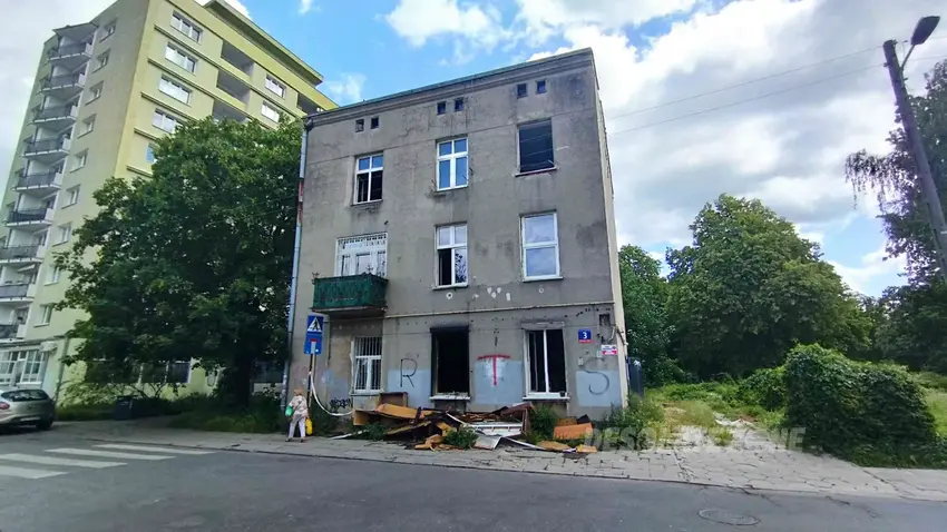 Spalona kamienica - zdjęcie 1/4