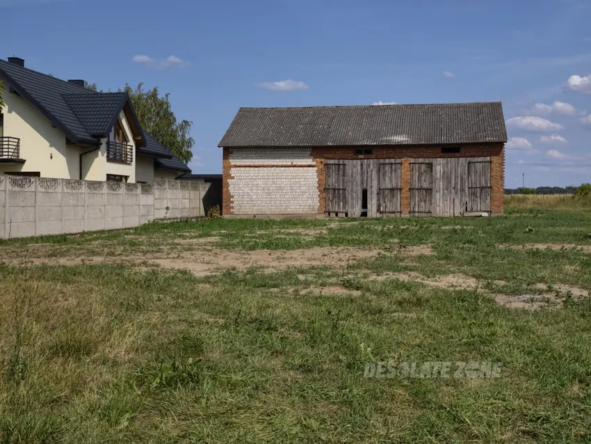 Stodoły z częścią mieszkalną - zdjęcie 1/18