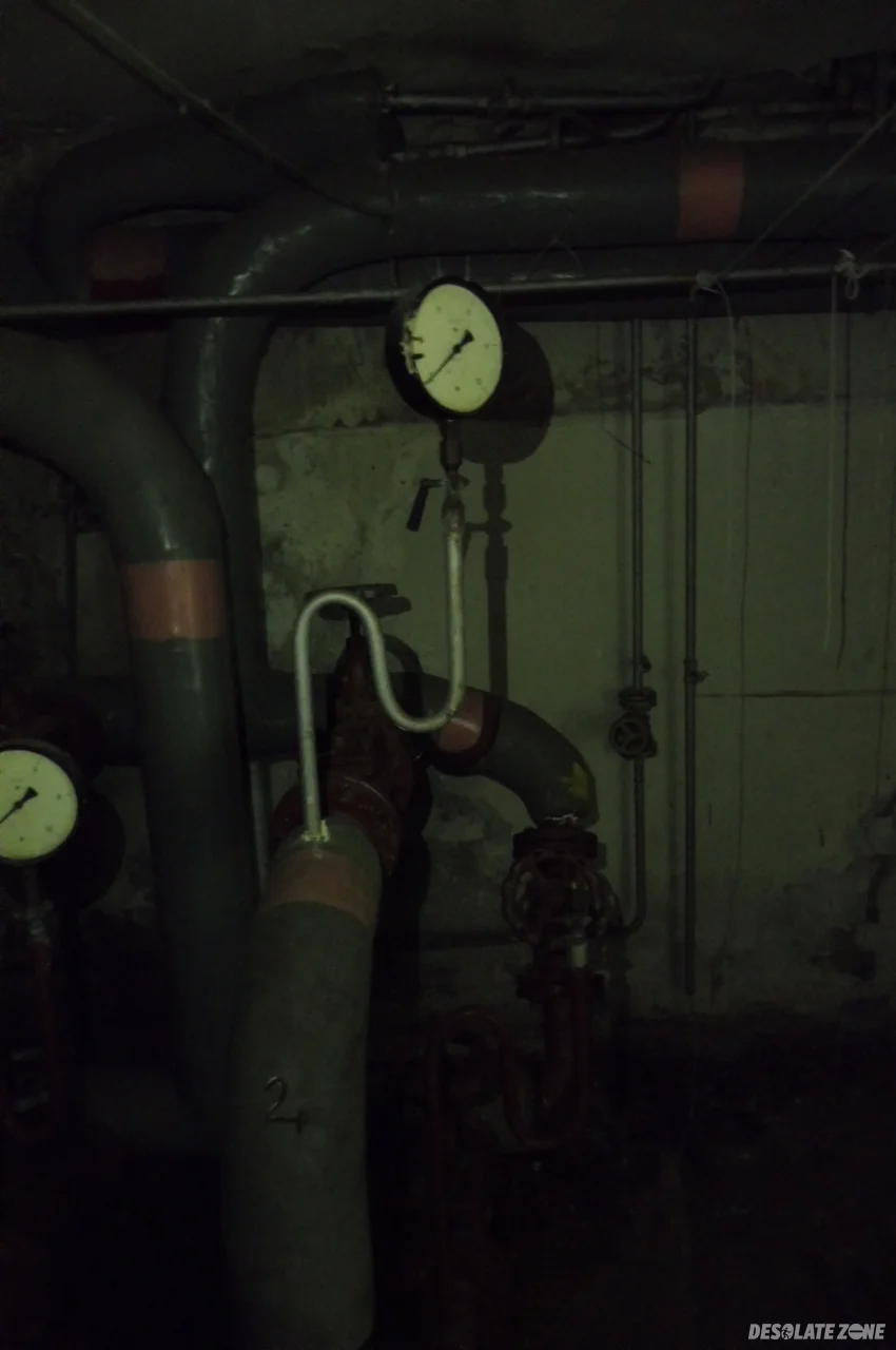 Baseny i stadion gwardii, warszawa - zdjęcie 1/4