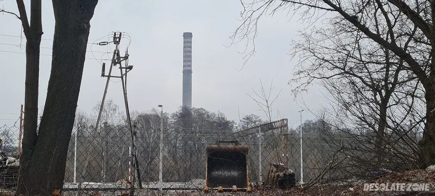 O p u s z c z o n y s k l e p z pŁ y t k a m i