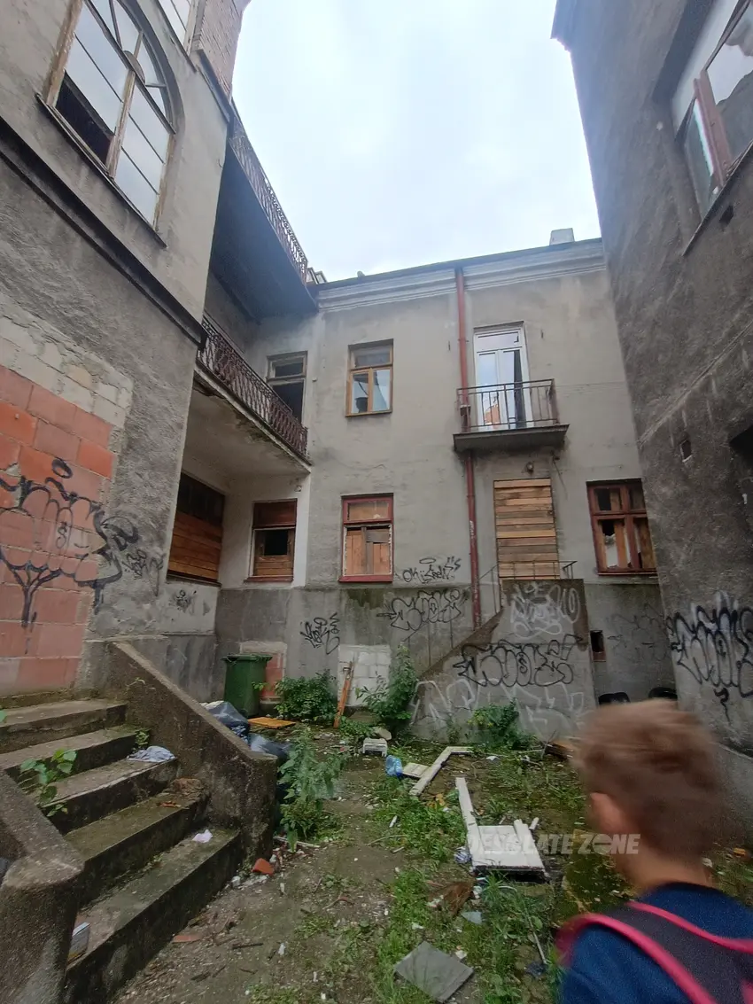 Kamienica lub blok - zdjęcie 1/1