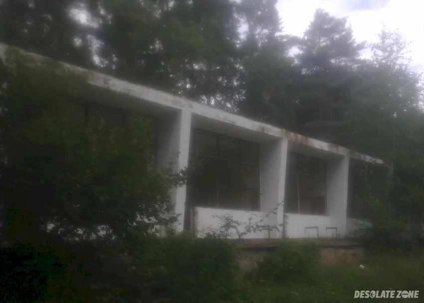 Ośrodek wypoczynkowy w mierzynie, mierzyn