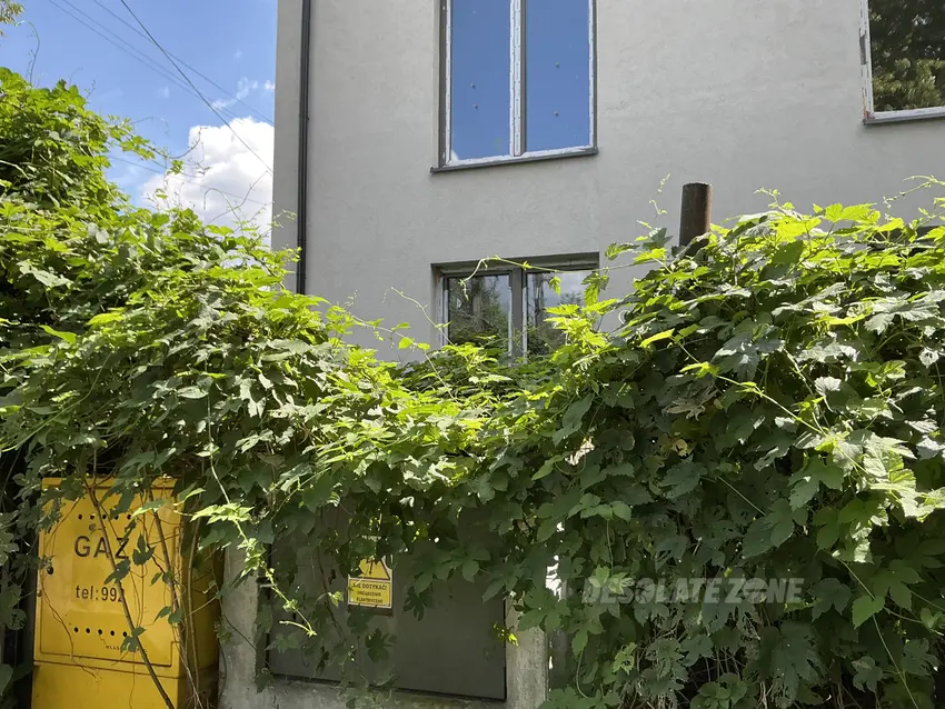 Opuszczony remont kamienicy - zdjęcie 1/4