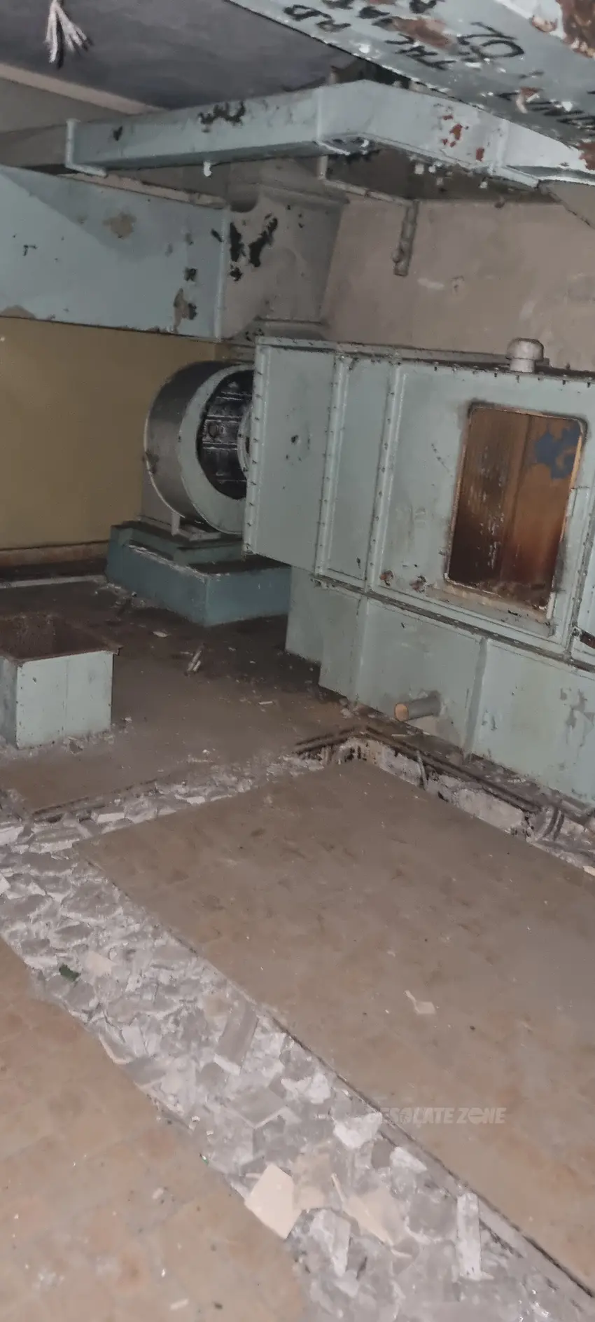 Zapasowy schron prezydenta - photo 1/4