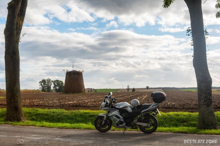 Wiatrak holenderski.