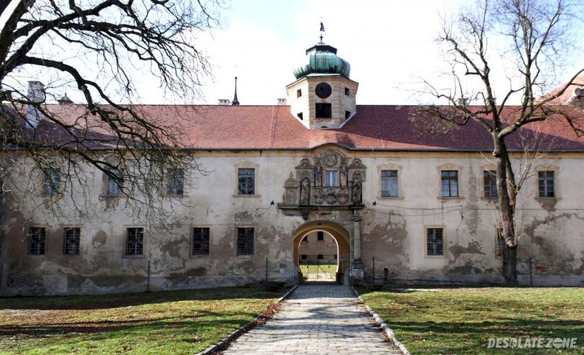 Zamek (pałac) oppersdorffów, głogówek