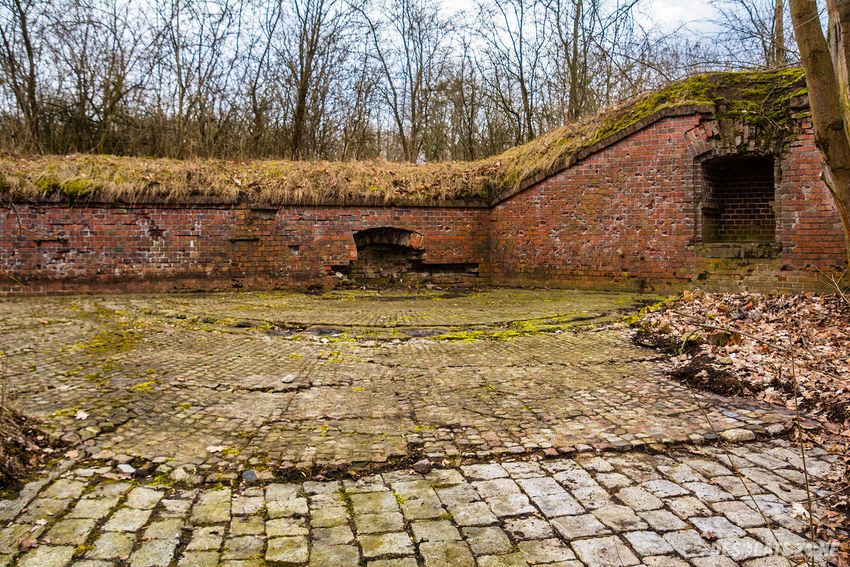 Fort i poznań starołęka, poznań