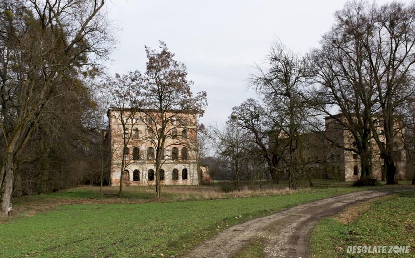 Folwark amerykan, pisarzowice