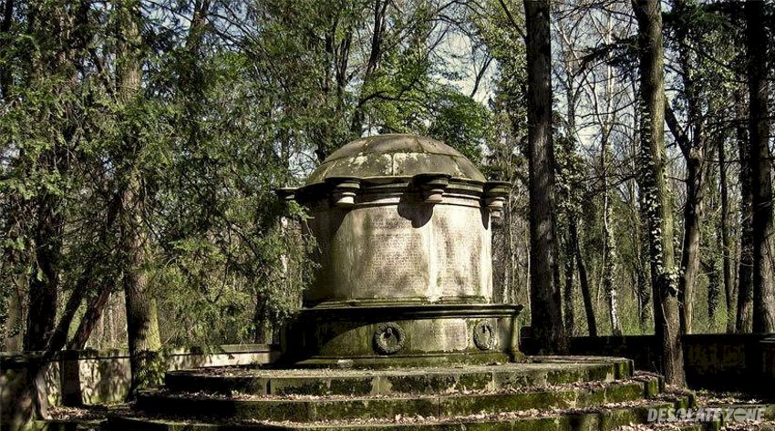 Opuszczony cmentarz żydowski, wrocław