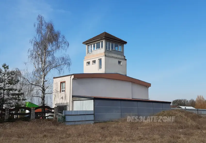 Lotnisko poradzieckie, chojna - zdjęcie 1/28