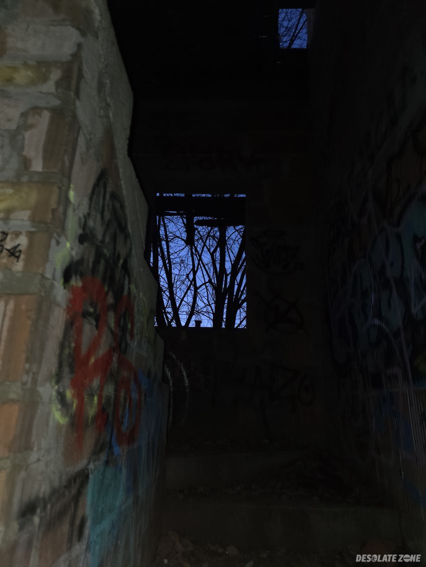 Niedokończony dom jednorodzinny