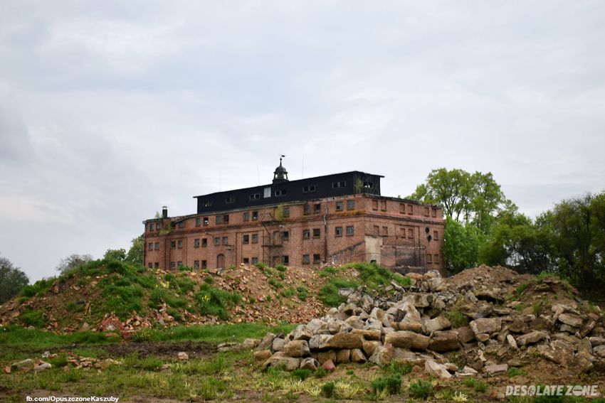 Opuszczone gospodarstwo, osłonino