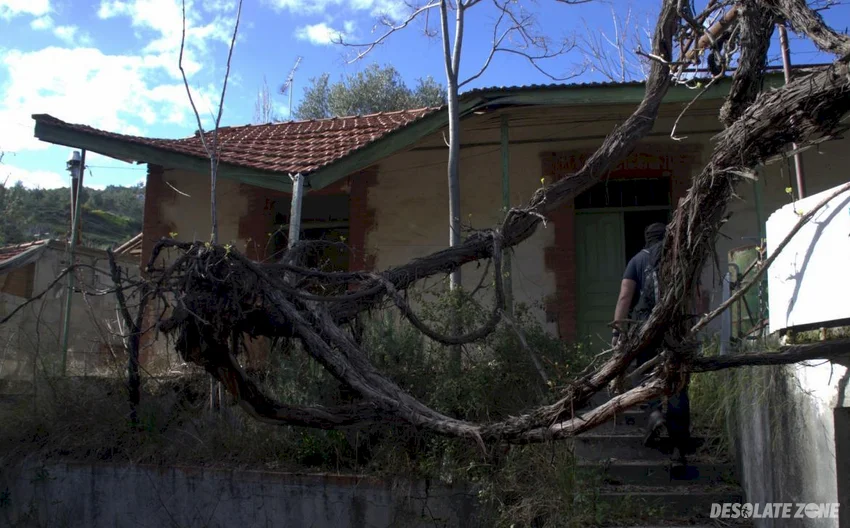 Cypr, saittas – opuszczony dom, saittas