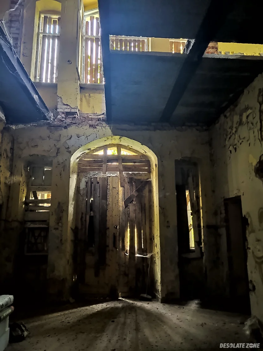 Pałac sybilli w szczodrem, szczodre - długołęka - zdjęcie 1/4