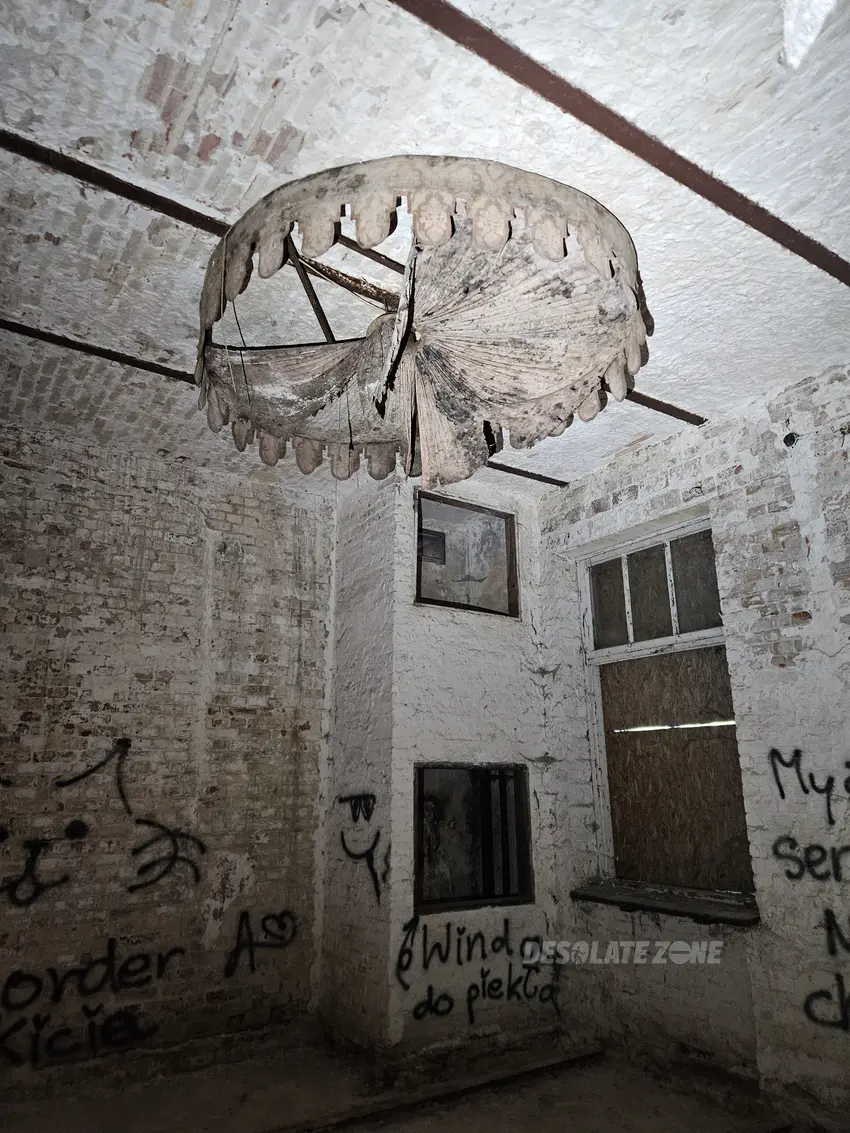 Fort bema, budynek w c h, warszawa - zdjęcie 1/4