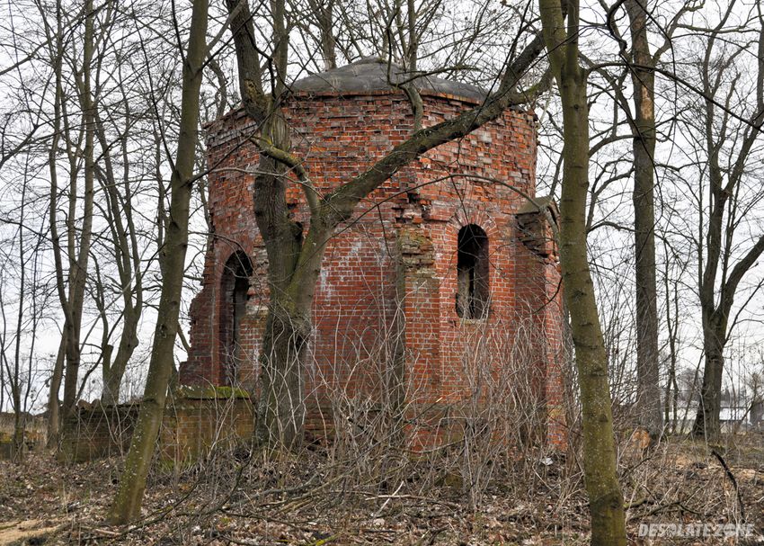 Mauzoleum donimirskich, czernin
