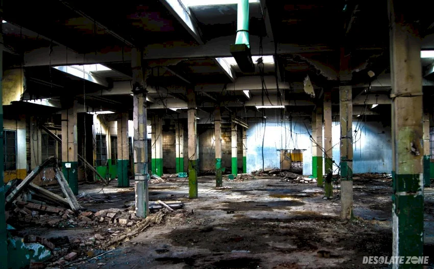 Zakłady wytwórcze głośników, września