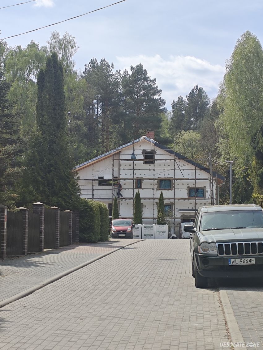 Niedokończony remont dużego domu