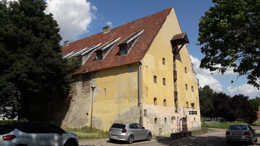 Opuszczony spichlerz. - photo 1/2