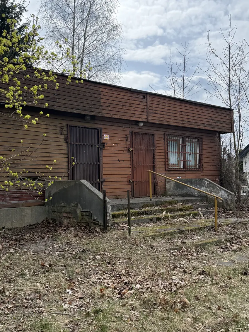 Opuszczony sklep - zdjęcie 1/3