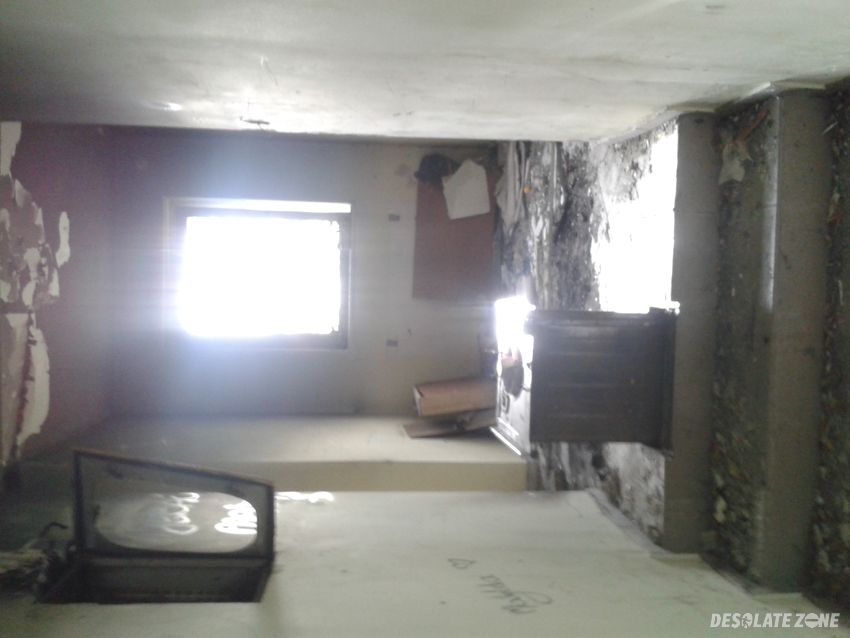 Opuszczona mleczarnia/skup mleka