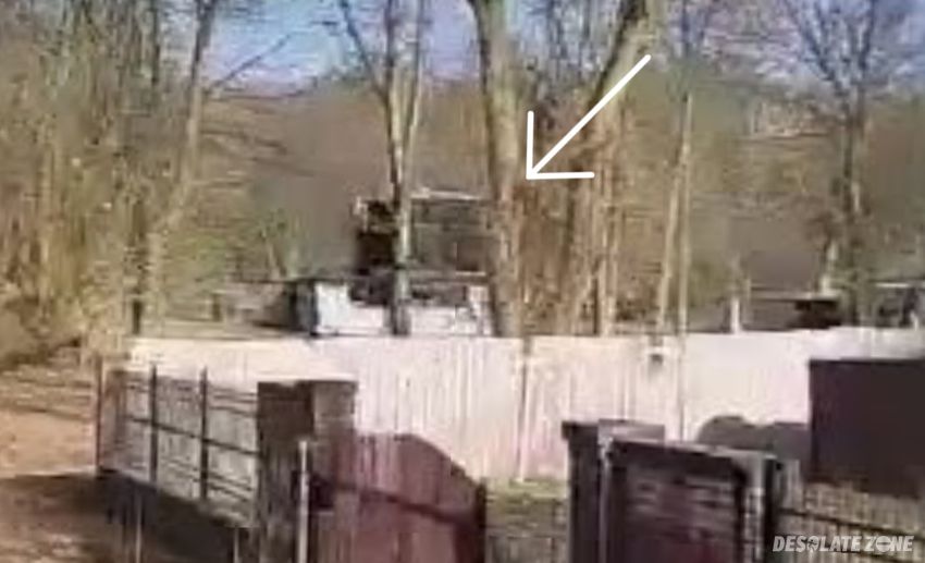 Mały ale 2-piętrowy domek